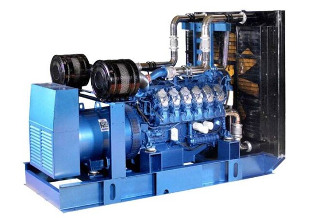 城区康明斯30kw小型柴油二手发电机组 城区康明斯30kw小型柴油二手发电机组